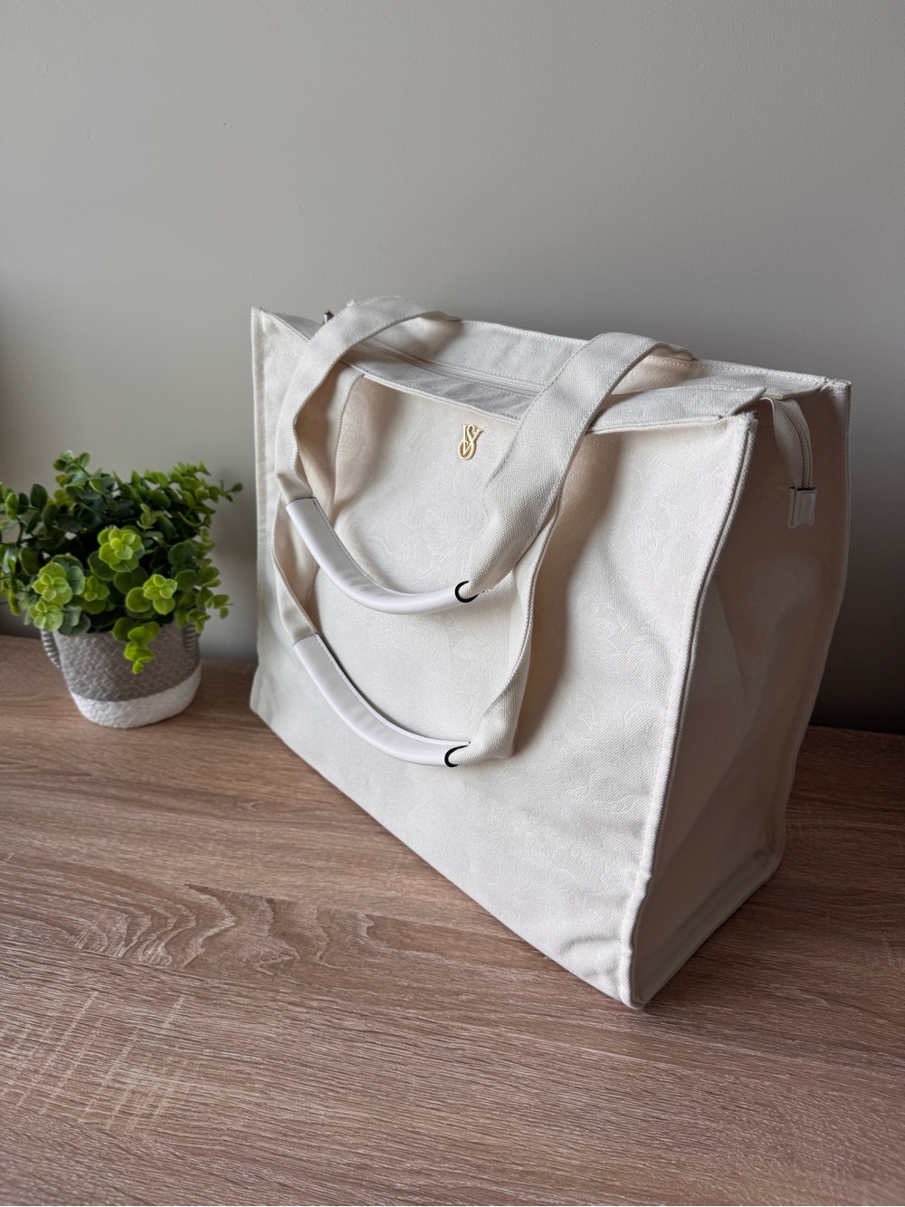 Victoria's Secret White Canvas Tote Bag Zip Top Gold Logo
